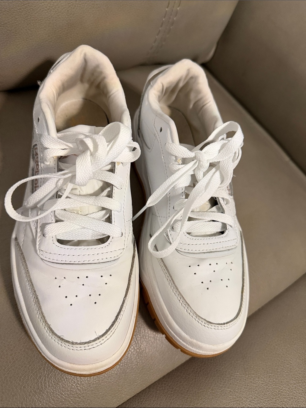 Reebok White Leather Sneakers with Gum Outsole size #7.5 - Picture 2 of 10